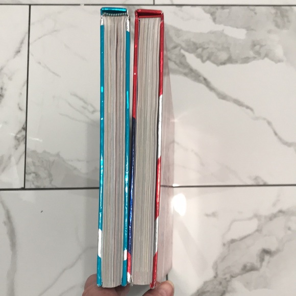 Ripley’s believe it or not books vol 6 & 8 seeing is believing & strikingly true - Picture 9 of 13